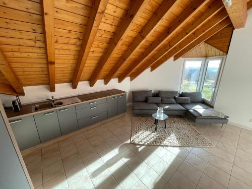 Galeriewohnung mit Alpenblick