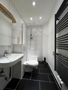 Ganze Wohnung Wiesbaden Stadtmitte 2 Zimmer Küche Bad mieten