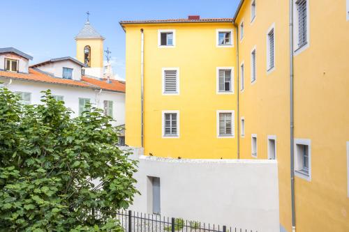 Garibaldi Square - Lovely 1 Bdr Old Town