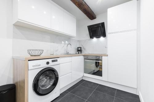 Garibaldi Square - Lovely 1 Bdr Old Town