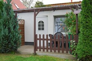 Garten-Bungalow 2