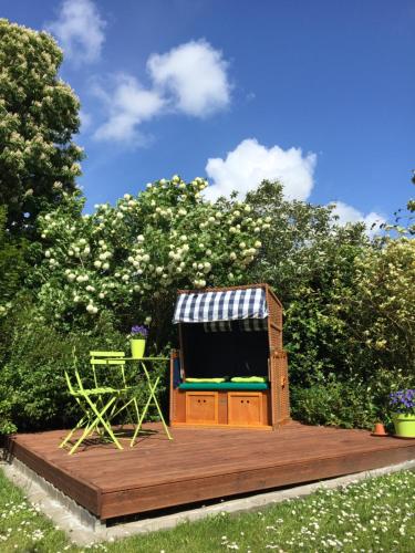Gartenidyll Insel Rügen Poppelvitz bei Altefähr
