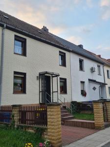 Appartement Gäste- und Geschäftswohnung Leuna 17 Schlosserstraße 06237 Leuna Saxe-Anhalt