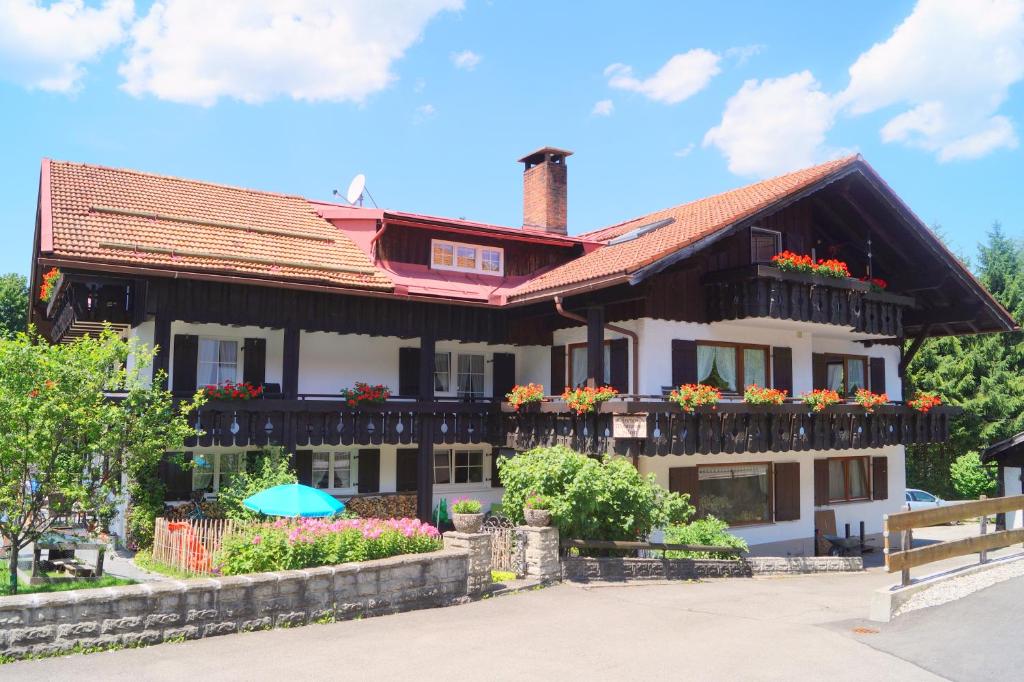 Gästehaus Greiter - Sommer Bergbahnen inklusive Mühlenstraße 4a, 87561 Oberstdorf