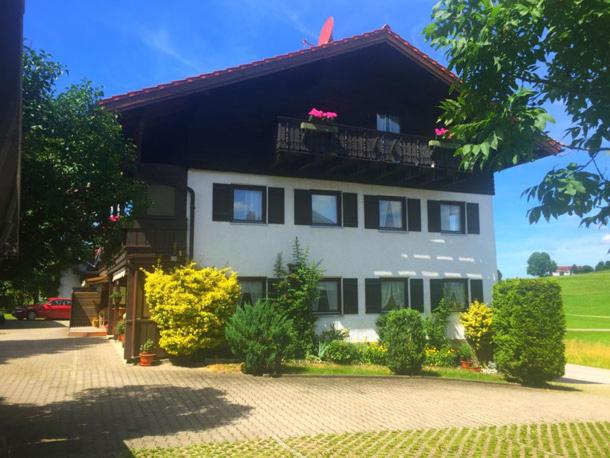 Appartement Gästehaus Grieser Am Herrenbichl 8 87659 Hopferau