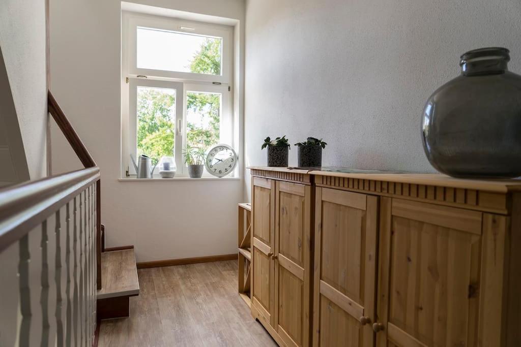 Appartement Gästehaus Ritter & Pacia, Ferienwohnung 2. Etage Rudolf-Breitscheid-Straße 3 2. Etage 06526 Sangerhausen