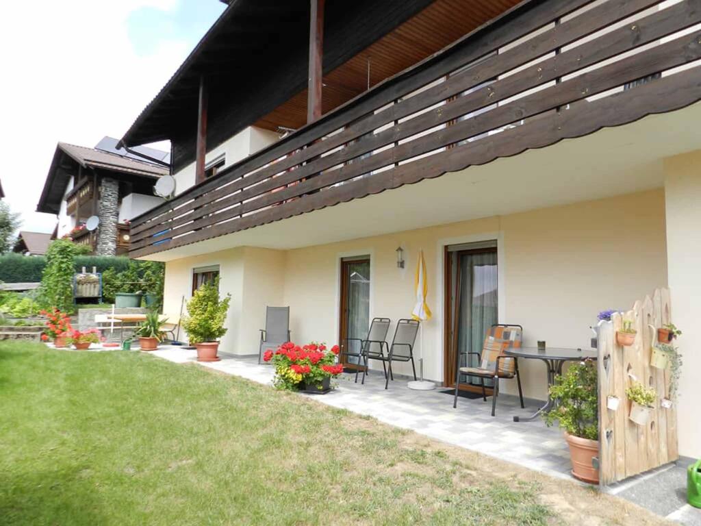 Appartement Gästehaus Schmalzreich Sonnenweg 7 93462 Lam