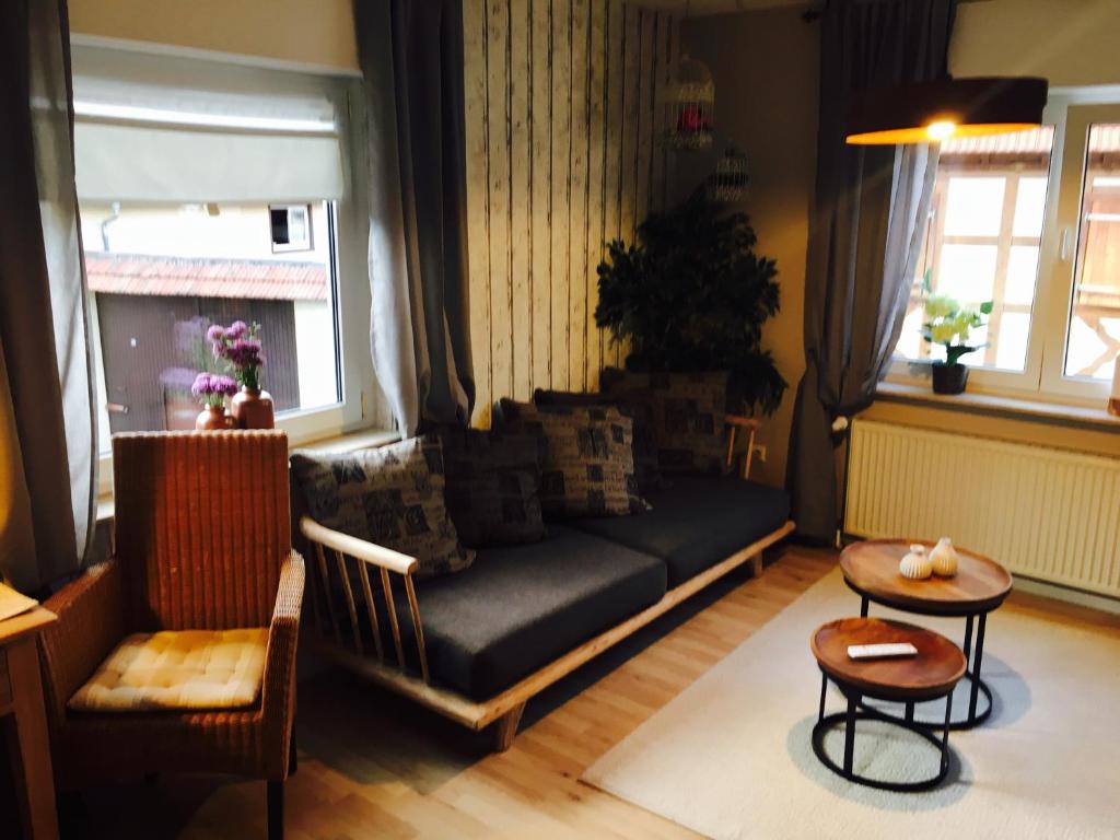 Appartement Gästehaus Sellemols Ferienwohnung Küfer 21 Klingbachstraße 76831 Heuchelheim-Klingen