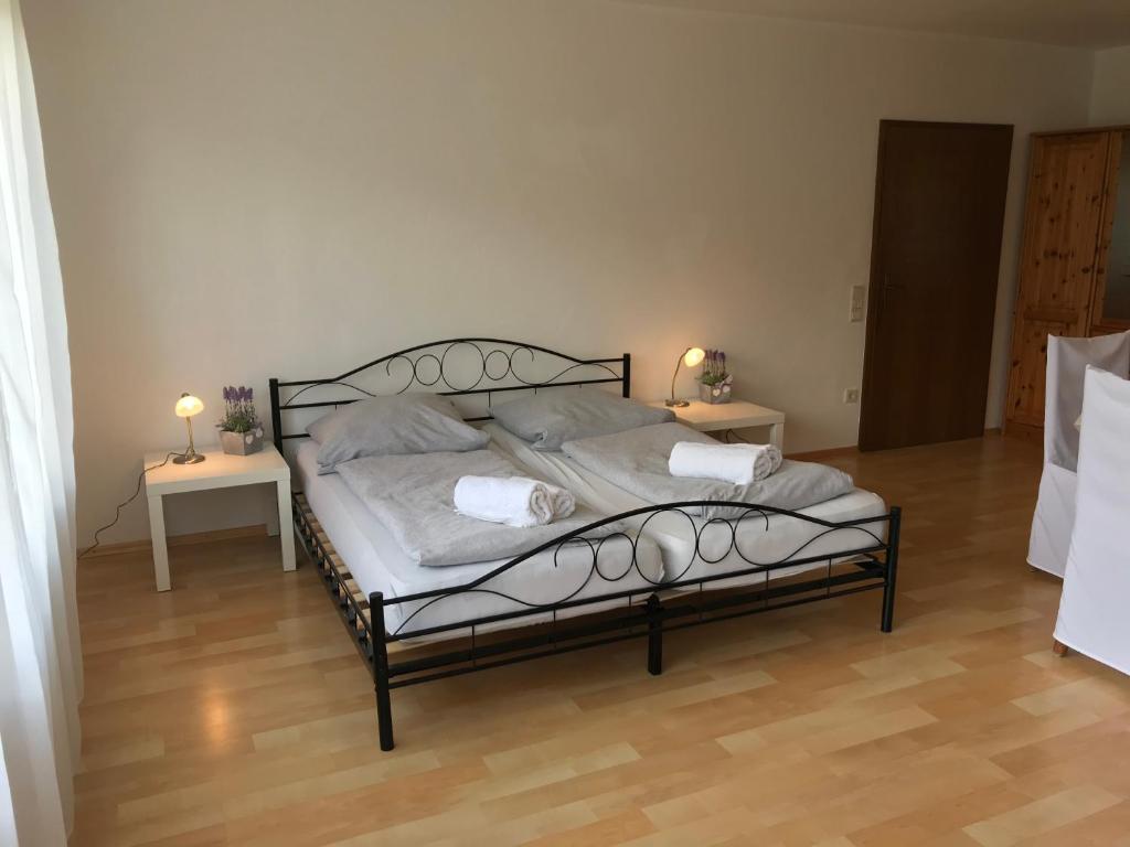 Gästehaus Steinmann Apartment 2 Zimmer 8 Von-Berlichingen-Straße Erdgeschoss, 63897 Miltenberg