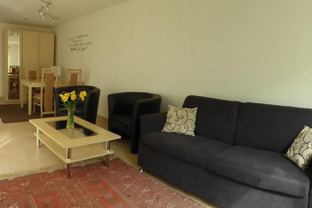 Appartement Gästewohnung nähe Messe/Flughafen 76 Johannesstraße 70794 Leura