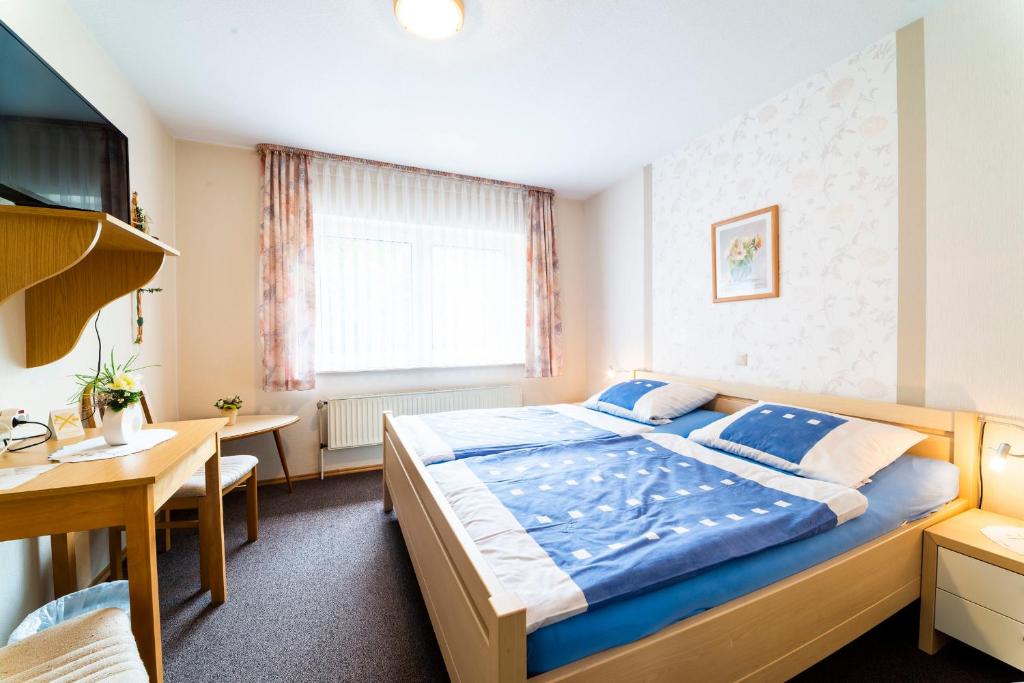 Gästezimmer 1 im Landgasthaus Lindenhof B70 12, 49762 Fresenburg