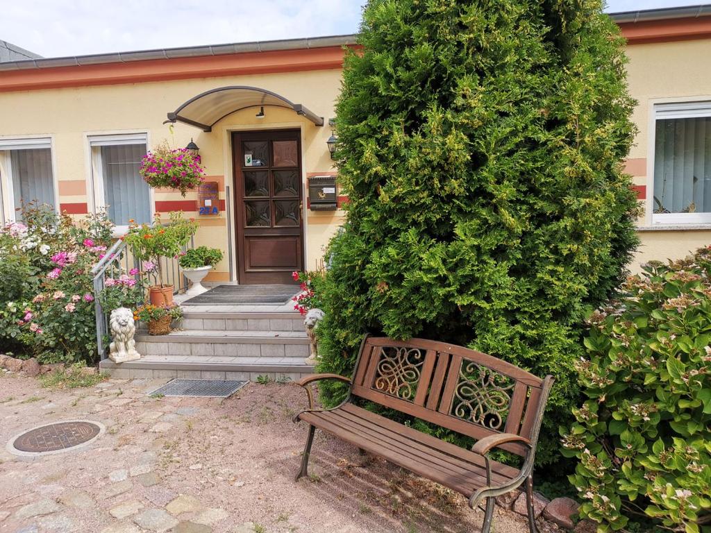Appartement Gästezimmer Am Gewölbekeller Rosa-Luxemburg-Straße 23a 01662 Meissen