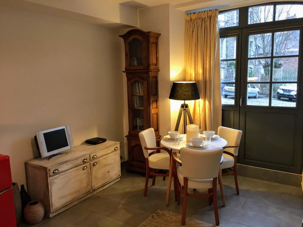 Appartement Gate House Lodge 14 Place Saint-Louis 22100 Dinan