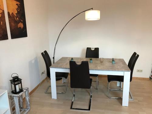 Gemütliche 2 Zimmer FeWo Parkplatz WLAN
