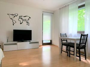 Gemütliche 2-Zimmer-Wohnung mit Küche, Bad, kostenfreiem WLAN und Netflix