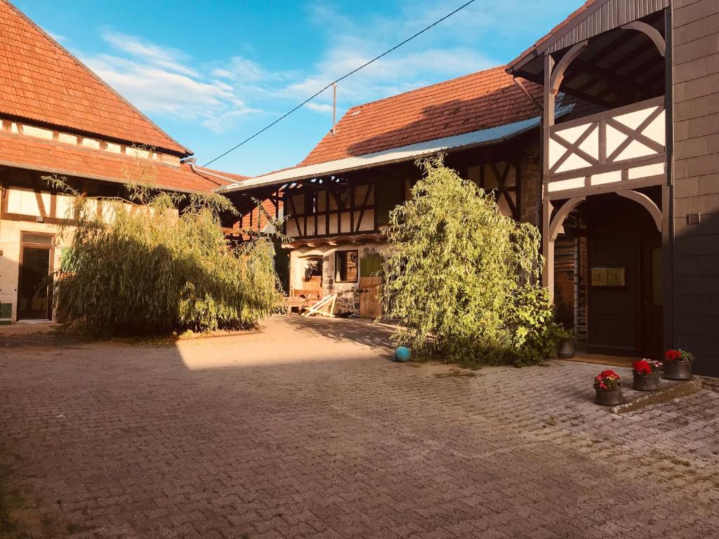 Appartement Gemütliche Landhaus Wohnung auf dem Ponyhof - Himmelbett, Kamin & Garten 11 Schulstraße 63683 Ortenberg