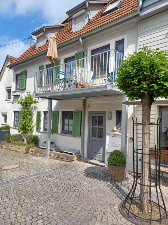 Appartement Gemütlichkeit über der Weinrebe- 3Zi. Zi. Fewo. 17/1 Hindenburgstraße 1.OG 71394 Stetten