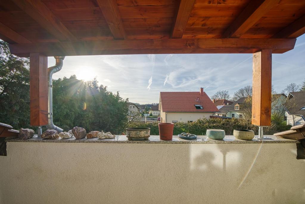 Geräumige Ferienwohnung mit Dachterrasse 13 Auf der Hardt, 66780 Rehlingen-Siersburg