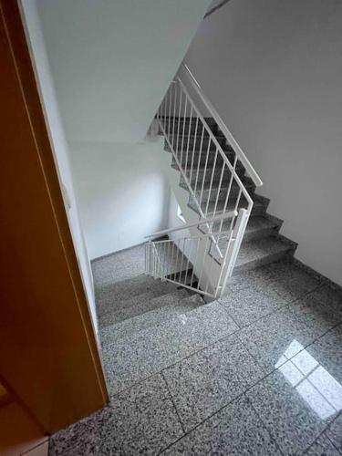 Geräumiges Zimmer mit Duschbad