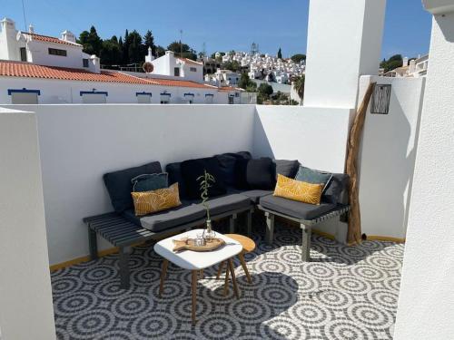 Gerenoveerd appartement. centrum, zwembad, strand!