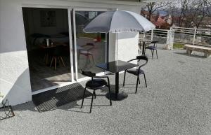 Gîte atypique L' ATELIER 4-5 personnes 2 chambres