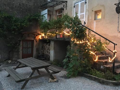 Gîte Chambre de la Tante Camille - Les Filles Tresy