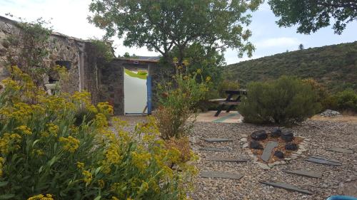 Gîte dans ancienne bergerie en pleine garrigue