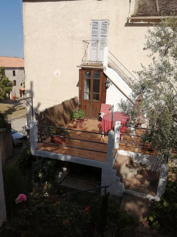 Appartement Gîte Dans Un Village Typique Corse Costarella 20272 Zalana