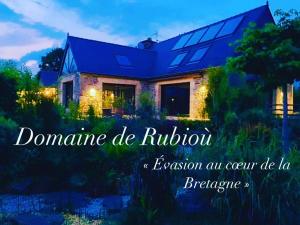 Gîte de charme avec piscine - Domaine de Rubioù