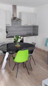 Appartement GITE DE L'OCTROI -Proche Centre REMIREMONT 2 Rue du Breuil 88200 Remiremont Lorraine