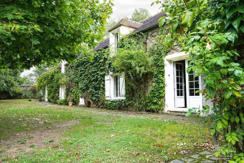 Gîte indépendant de 40 mètres carré pour les amoureux de la nature 19130 Saint-Cyprien