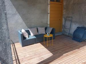 GITE LA PETITE ECLUSE EN BORD DE LOUE