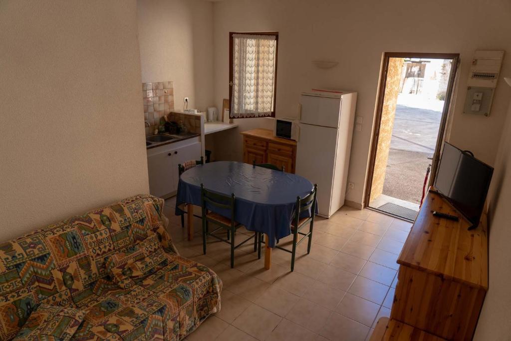 Appartement Gîte La Place Las Cabanes 66220 Fosse