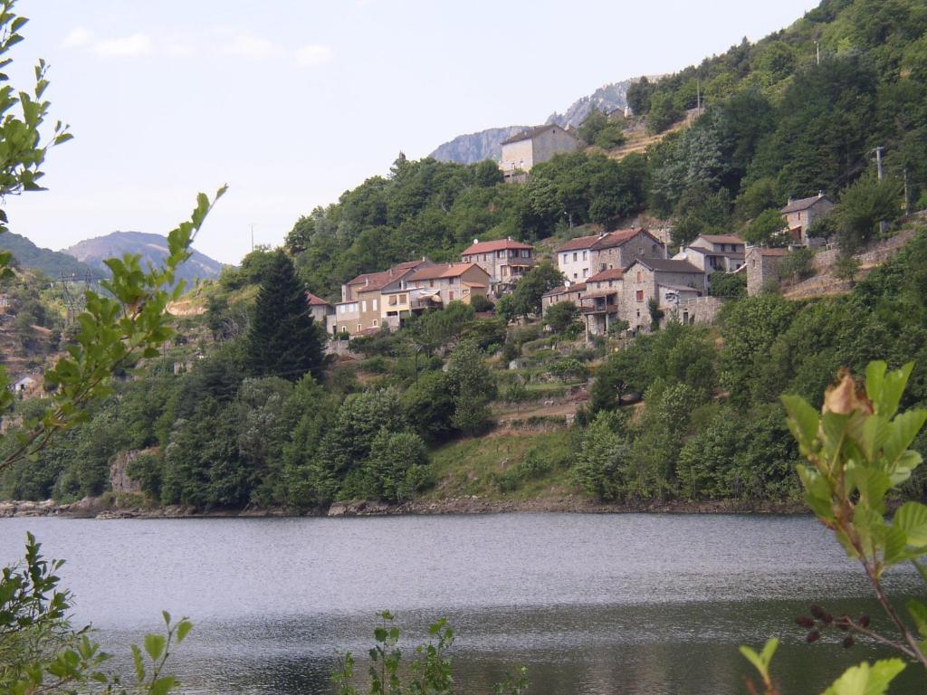 Gîte le Petit Riou Corde, 07140 Sainte-Marguerite-Lafigère