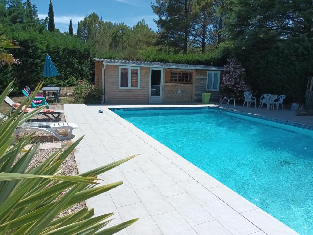 Appartement Gîte ou chambre d'hôte dans la campagne de Rognes 800 Chemin Font du Vabre 13840 Rognes