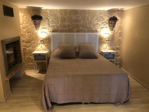 Gîte Roussillon dame Sirmonde