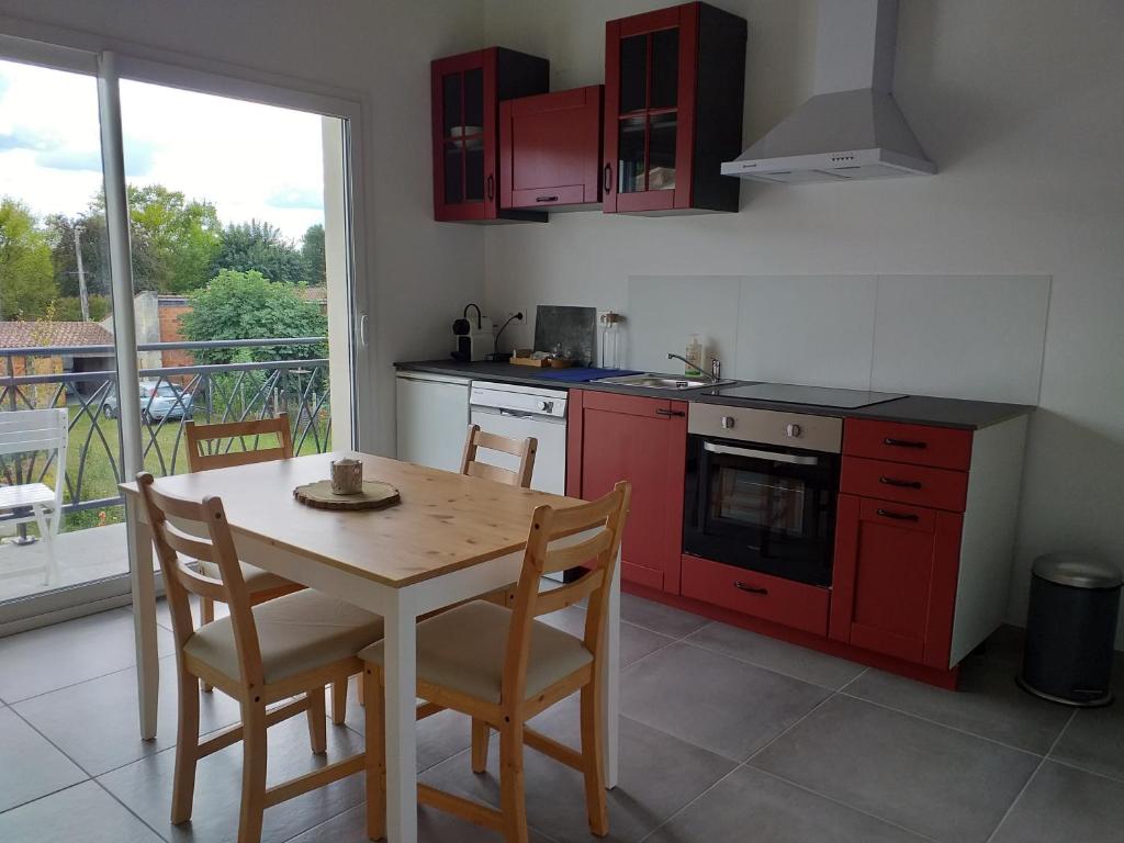 Appartement Gîte Terre 30 RUE SAINT JULIEN 33112 Saint-Laurent-de-Médoc