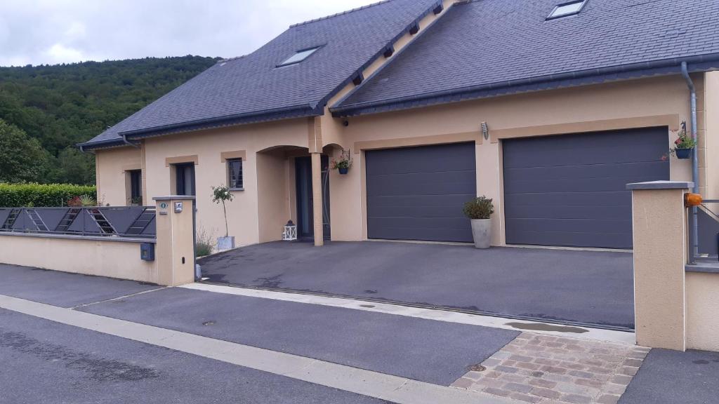 Appartement Gite Vallée et Semoy 8 Rue Maurice Hubert 08800 Tournavaux