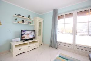 Gmelinstra_e 12_ Whg_ 13_ Haus Mee