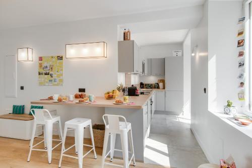 Gold Apartment
