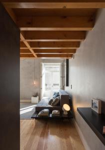Gold & Grey Loft Almada