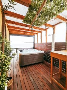GOLD SUITE T2-PRAIA DO FURADOURO