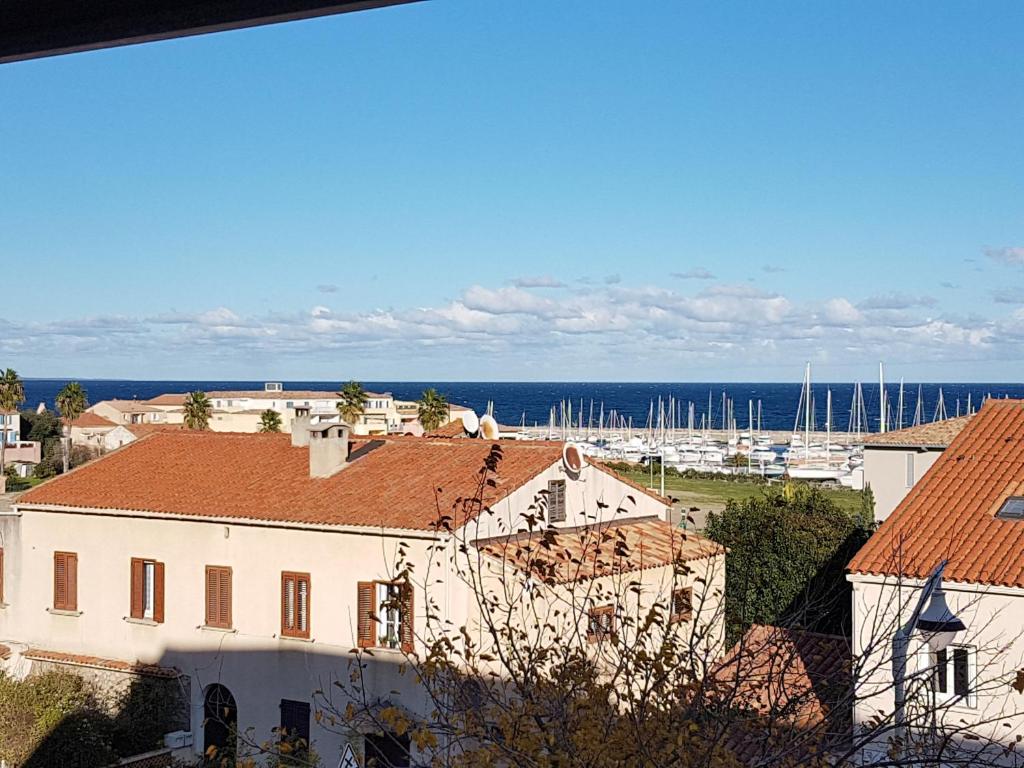 GOLD TOWN