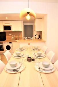Appartement #Golden Dream's By Nogar'Homes -Wi-Fi-Netflix-Climatisation-Parking 10 Avenue des Pyrénées 32110 Nogaro Midi-Pyrénées