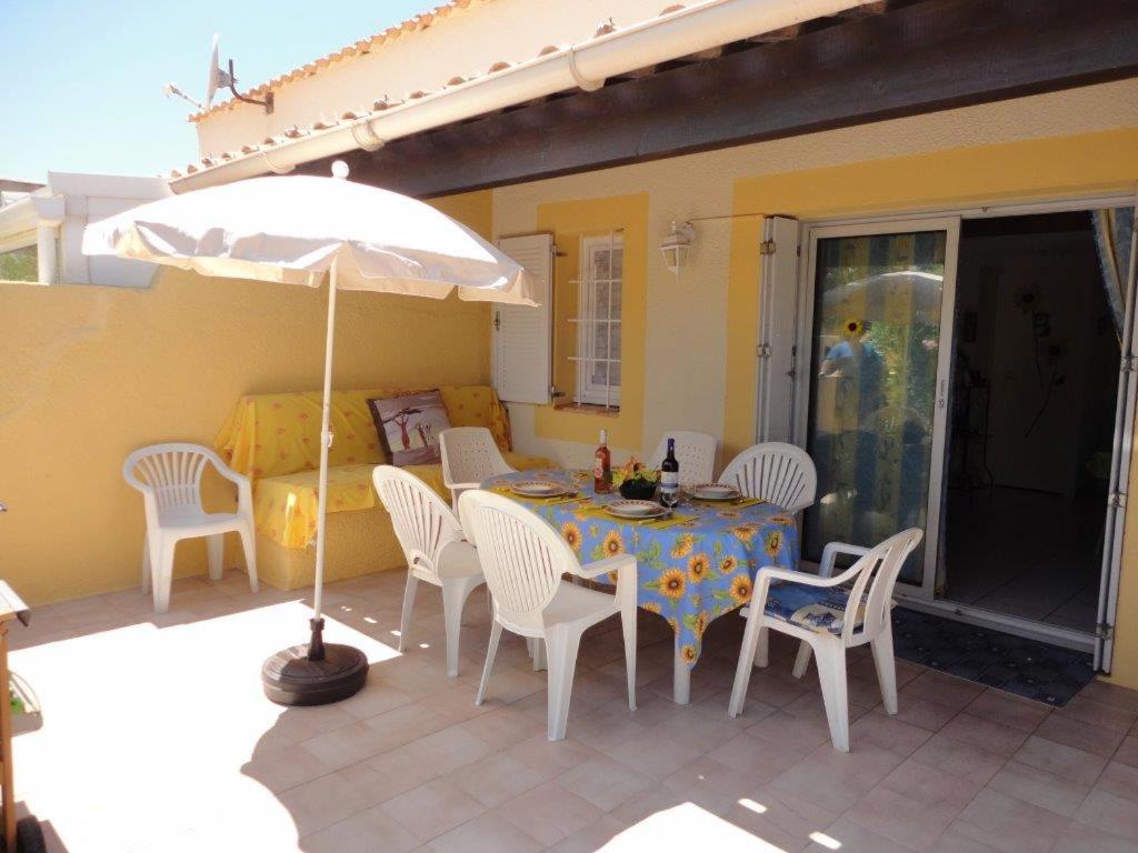 GOLF CLUB RESIDENCE Joli T3 villa mitoyenne proche golf Richelieu Cap d'Agde GOLF CLUB RESIDENCE N° 9, 34300 Le Cap d\'Agde