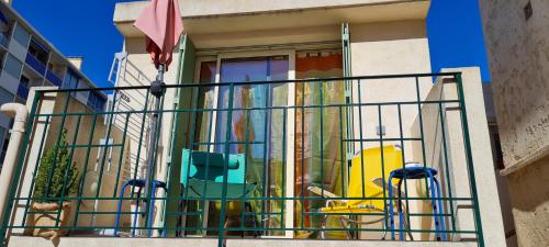 GOLFE JUAN Studio Belledonne proche Cannes et plages