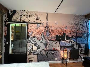 GOOD VIBES Luxurious Loft in Paris 11th, with AC & table football