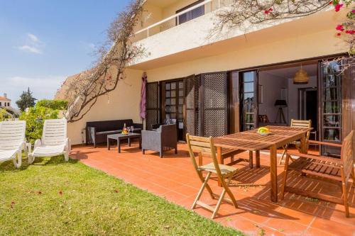 Gorgeous 2BDR Apartment W/Patio & Pool by LovelyStay