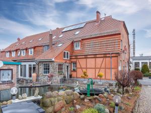 Gorgeous Apartment in Grundshagen with parking