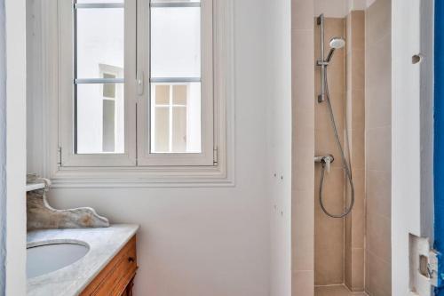 Gorgeous apartment near the Sacré-Coeur & Montmartre